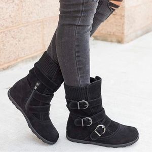 BNIB Refresh Triple Buckle Mid Calf Boots - Black Size 8